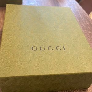 Gucci belt box